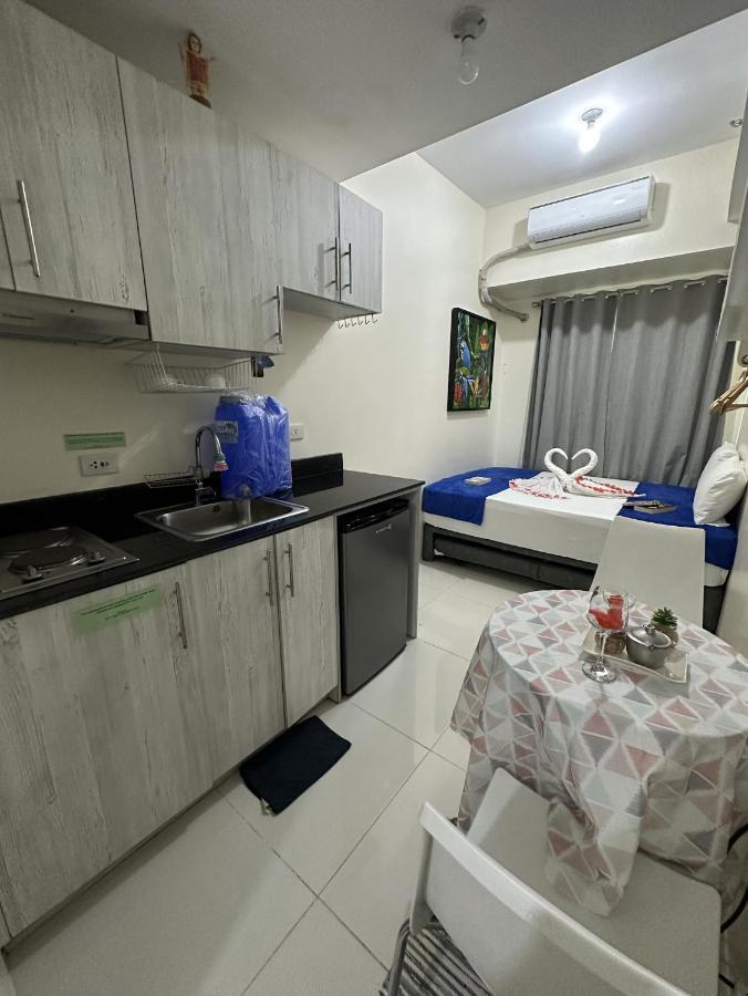 Stays At Green Residences 1 Studio Room Couples Bed With Complimentary Breakfast For 2 Μανίλα Εξωτερικό φωτογραφία