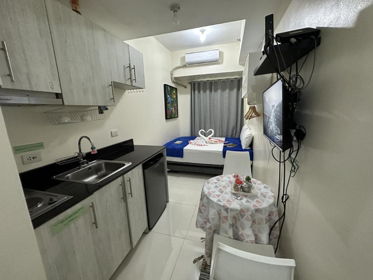 Stays At Green Residences 1 Studio Room Couples Bed With Complimentary Breakfast For 2 Μανίλα Εξωτερικό φωτογραφία